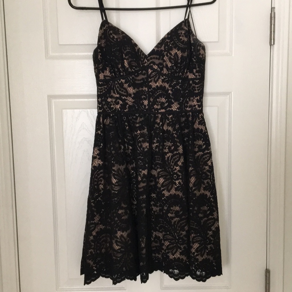 Mini black lace dress WITH POCKETS